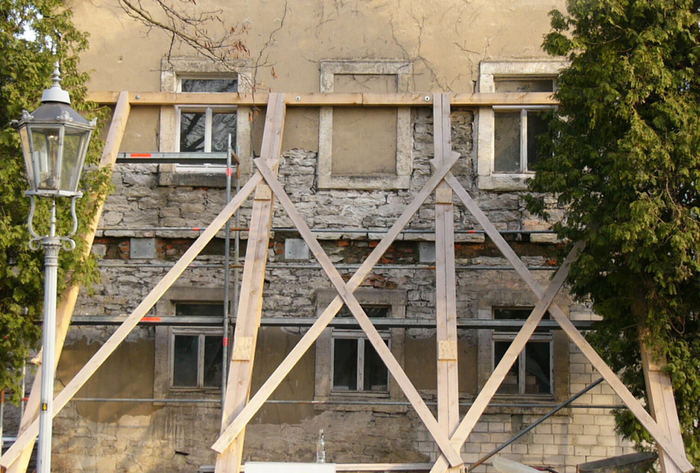 Sanierung Denkmalgeschütztes Wohngebäude Altlöbtau 12